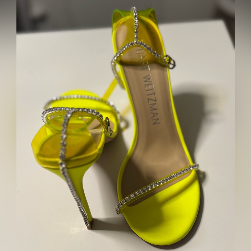 Stuart Weitzman NUDISTGLAM 110 SANDAL LIME GREEN SIZE 9 brand new with box